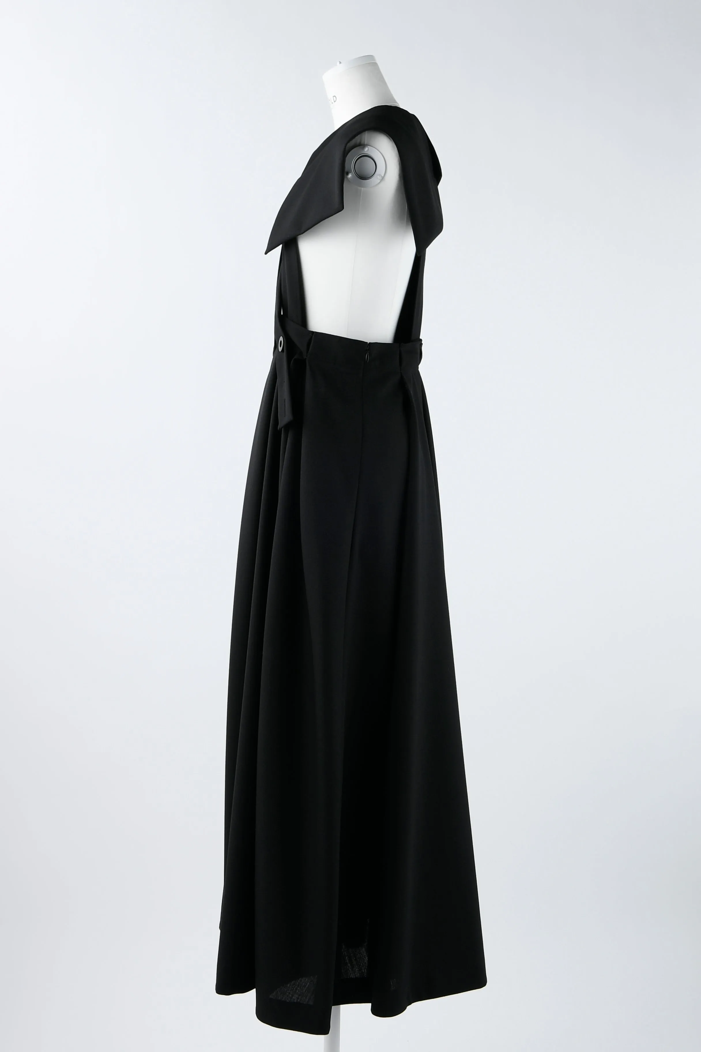 Asymmetry-collar Jumper-skirt (Black)