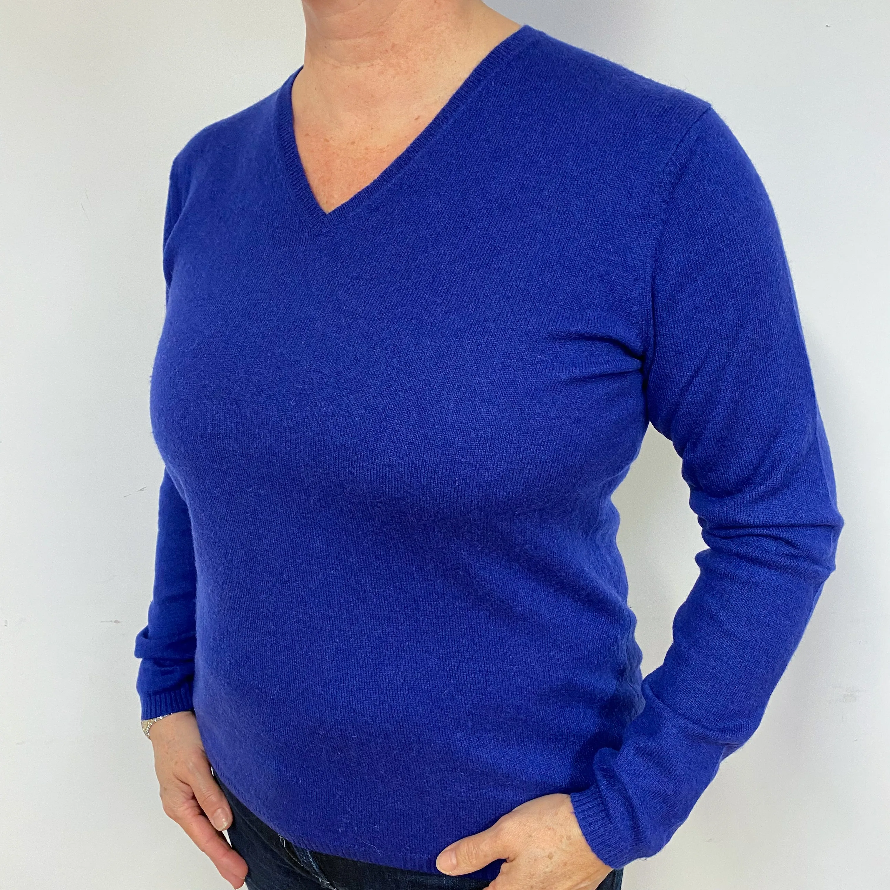 Indigo Blue Cashmere V-Neck Jumper Large.