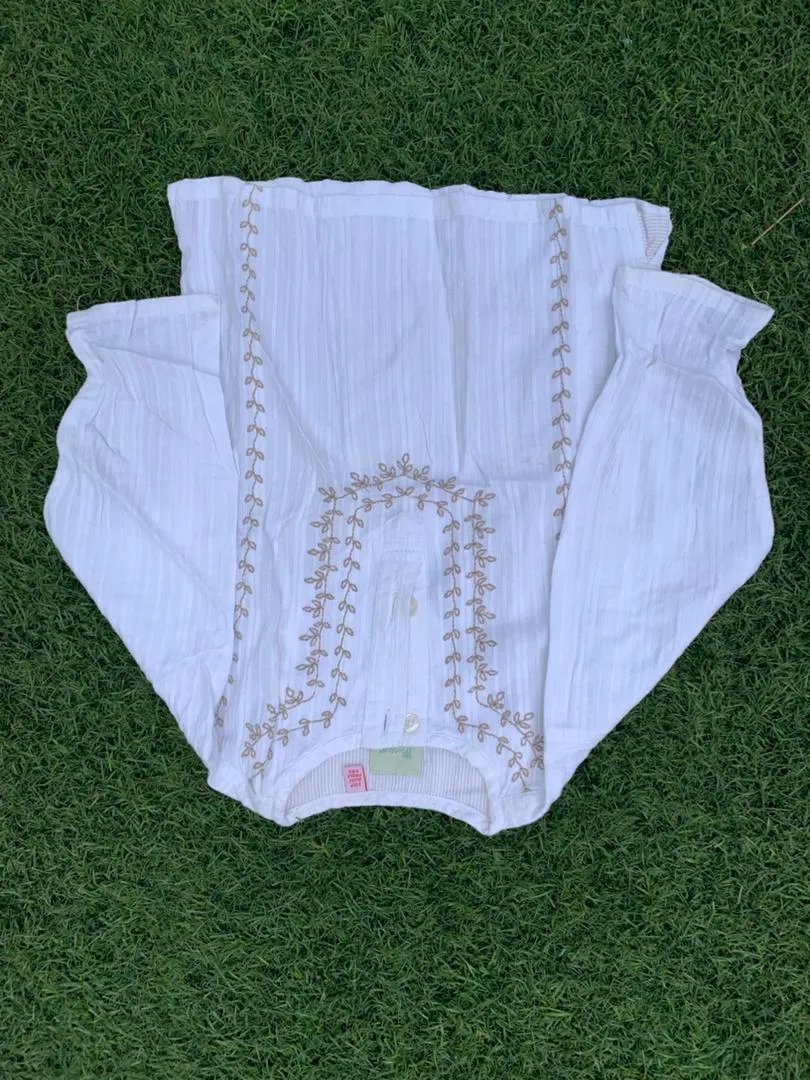 Monsoon luxury shirt size 3-4years