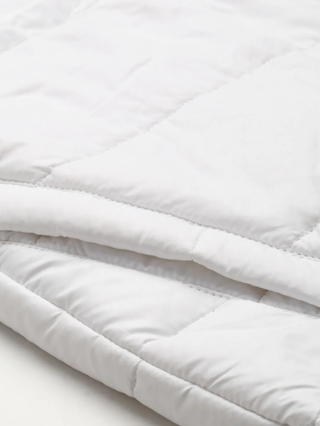 Women White Drawstring Puffer Jacket